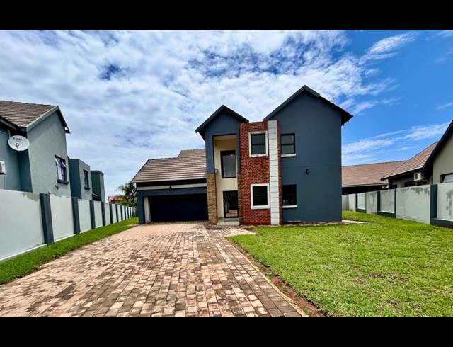 4 BEDROOM HOUSE FOR SALE IN MELODIE